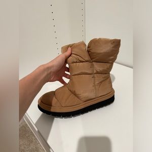 Zara Ankle boots